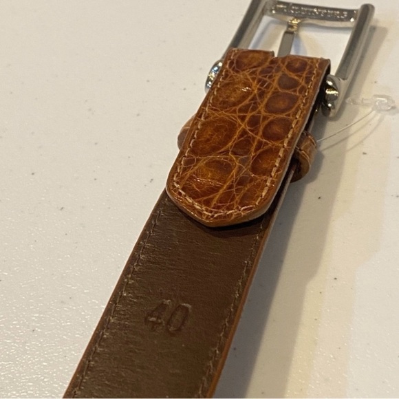 W. KLEINBERG Glazed Alligator Belt - Picture 8 of 10